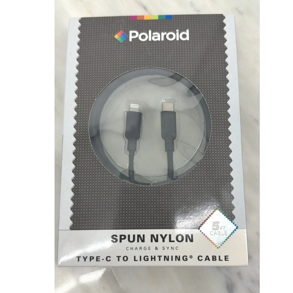 Polaroid Spun Nylon USB Type-C to Lightning Cable 5ft Black Charge‎ Sync